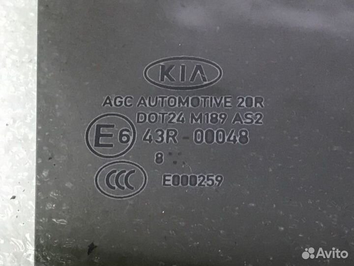 Стекло двери заднее правое Kia Sportage QL G4NA