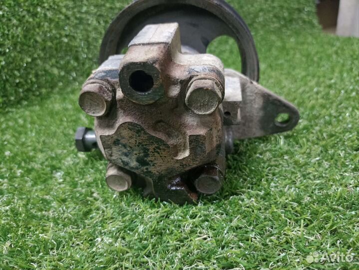 Насос гура Kia spectra