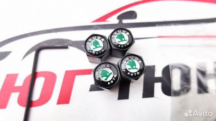 Колпачки на ниппель с анти кражей Skoda classic