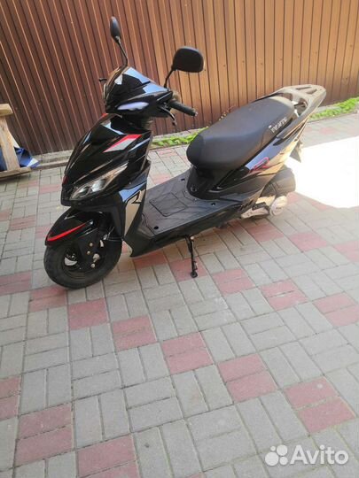 Скутер Vento city 49(150куб)