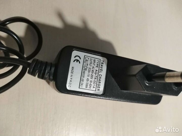 Зарядки к телефонам