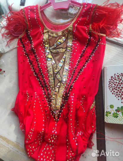 Купальник для художественной гимнастики