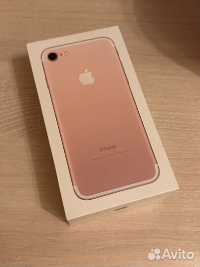 iPhone 7, 32 ГБ