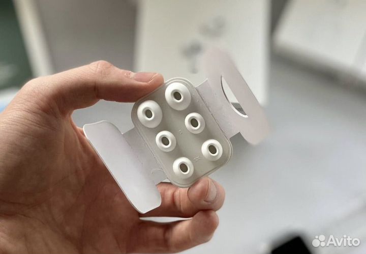 AirPods Pro 2 “Golden Limited”