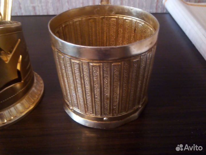 Подстаканик