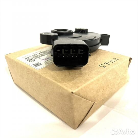 Датчик селектора кпп Hyundai KIA 4270023000