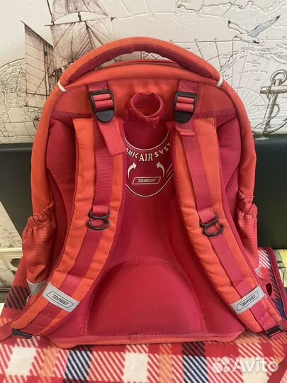 Школьный рюкзак target