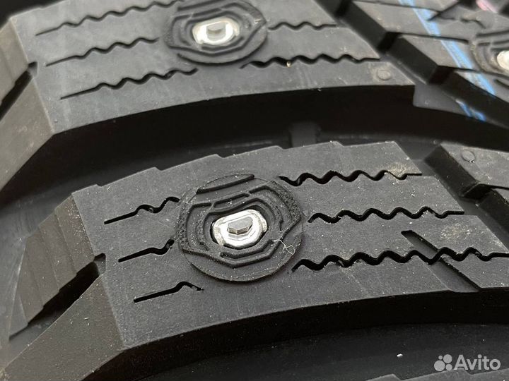 Goodyear Ultra Grip Ice Arctic 2 235/60 R18 107T