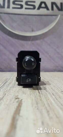 Джойстик Блок управления зеркалами Nissan teana J3