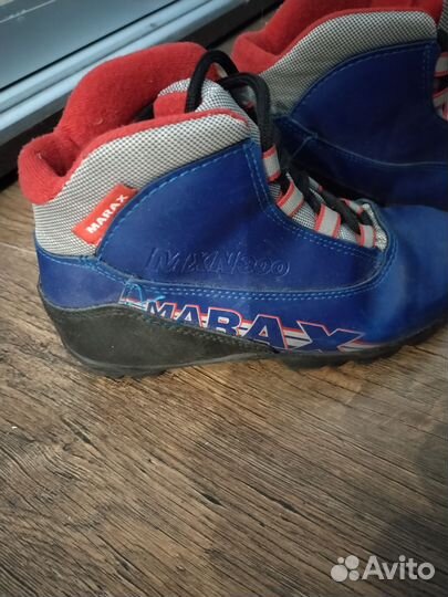 Лыжные ботинки