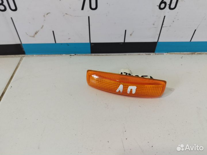 Повторитель поворота желтый Discovery 3 2004-2009