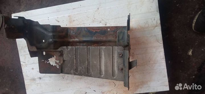 Кронштейн (крепление) Scania R 2006