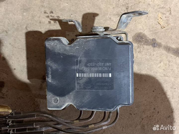 Блок ABS Kia Quoris