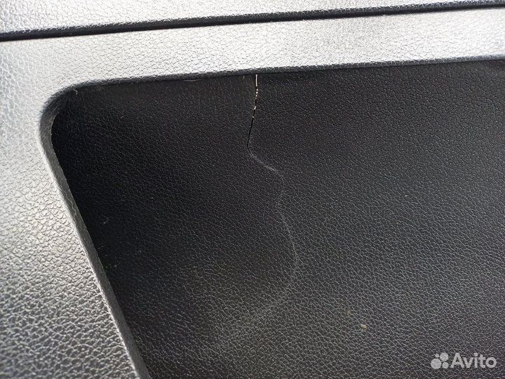 Обшивка двери Ford Fusion CBK 1.4 fxja 80Л.С. 2008