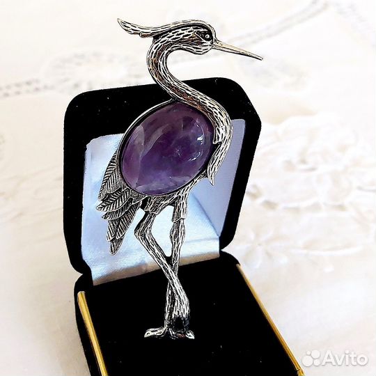 Брошь с аметистом натуральным Журавль Премиум клас