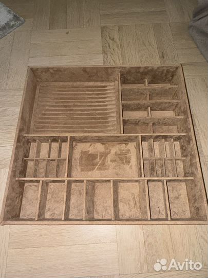 Ящик для украшений