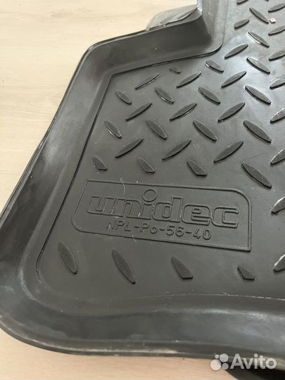 Автомобильные коврики резиновые Mercedes