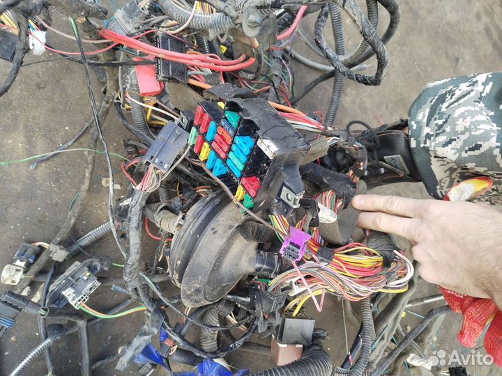 Проводка Рено Симбол 2003г 1.4 к7J мт