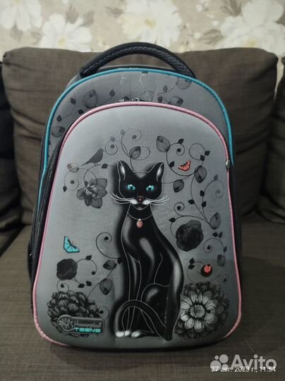 Школьный рюкзак для девочек 