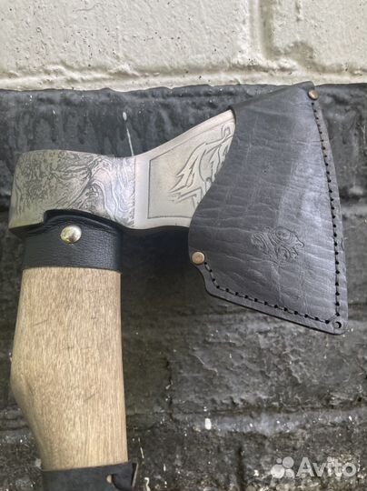 Топор легкий красивый на Подарок