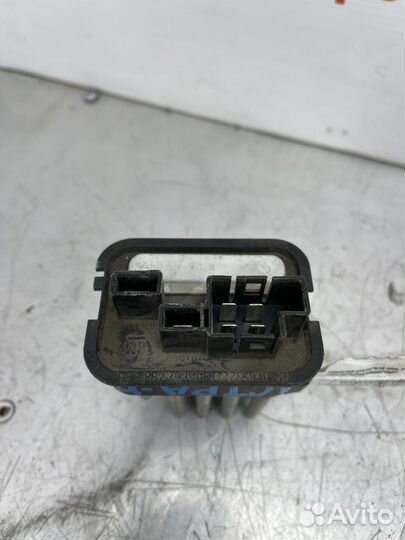 Резистор отопителя Opel Astra H