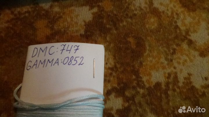 Нитки мулине нежно голубые. DMC 747/Gamma 0852