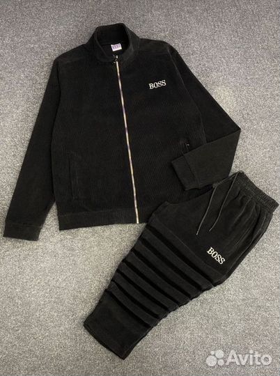 Спортивный костюм