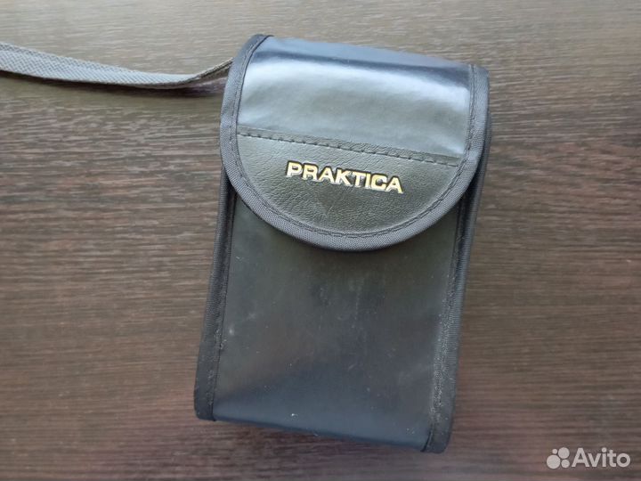 Пленочный фотоаппарат praktica