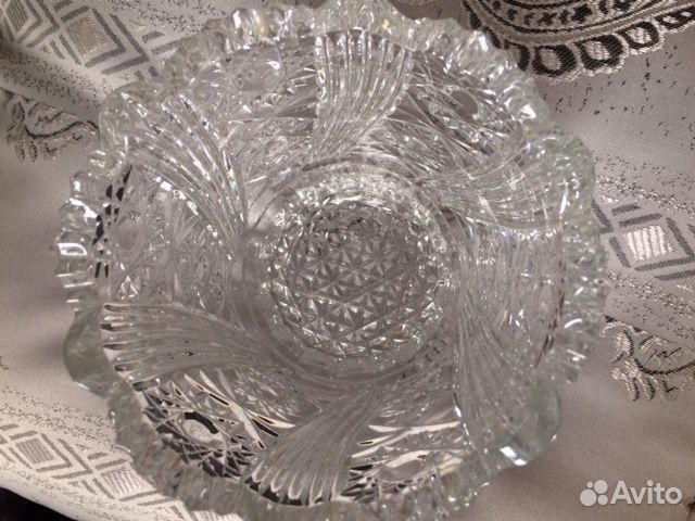 2 вазы хрусталь
