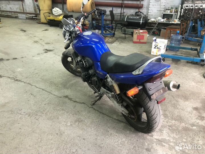 Мотоцикл honda CB400SFV