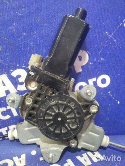 Передний левый стеклоподъемник Hyundai Getz