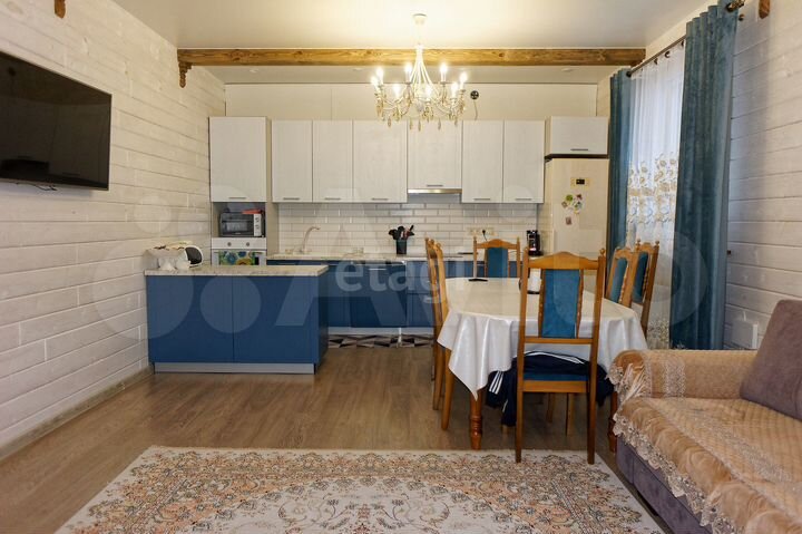 Дом 184,1 м² на участке 8 сот.