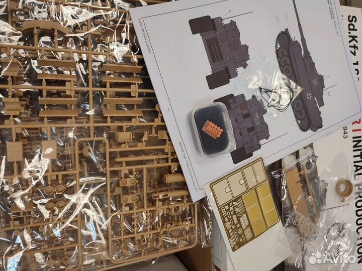 Модель танка Tiger I Initial SpzAbt. 502 1/35