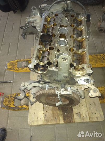 Двигатель Volvo s40 2.0L B4204T3 на запчасти