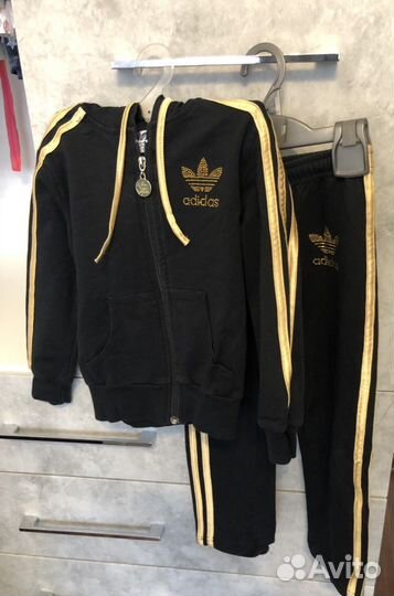 Спортивный костюм adidas для девочки размер 116