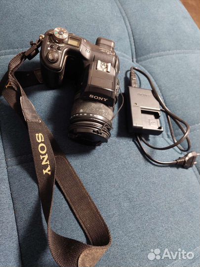 Цифровой фотоаппарат Sony Cyber-shot