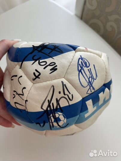Уникальный мяч Зенит с оригинальными автографами