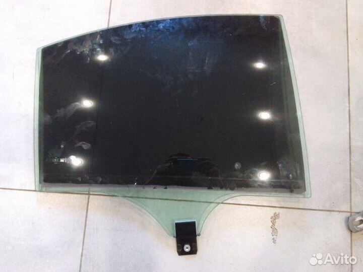 Стекло двери заднее правое Mercedes-Benz S-Class