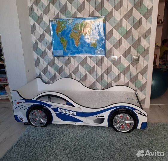 Кровать машинка детская