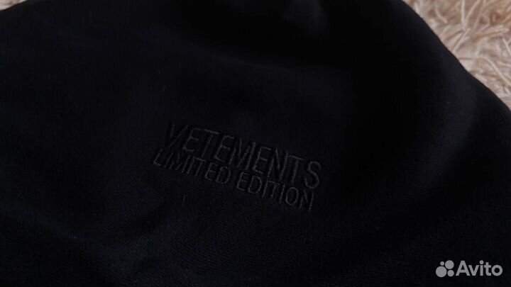 Vetements худи restricted