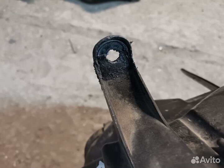 Фара левая черный отражатель renault duster (2012)