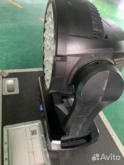 Led Wash Martin MAC Quantum Wash (оригинал)