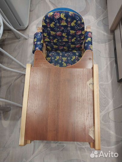 Стульчик для кормления