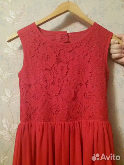 Платье для девочки на 9-10 лет