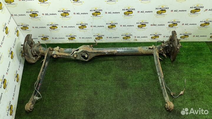 Балка задняя дисковый тормоз Nissan Primera P11