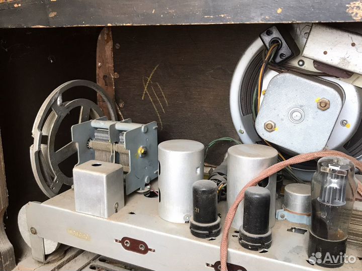 Радиоприемник ламповый Балтика