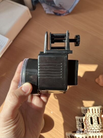 Автоматическая кормушка для рыб