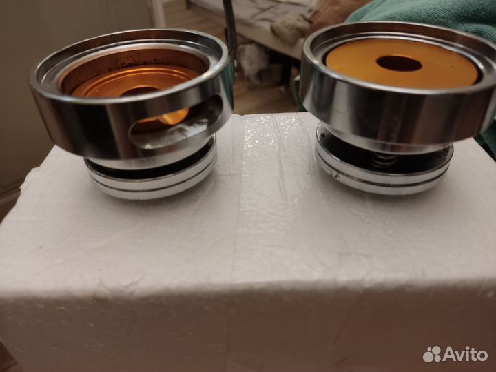 Пресс-формы/чашки для закатных значков