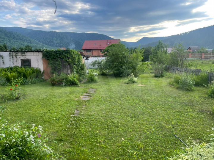 Дом 250 м² на участке 14 сот.