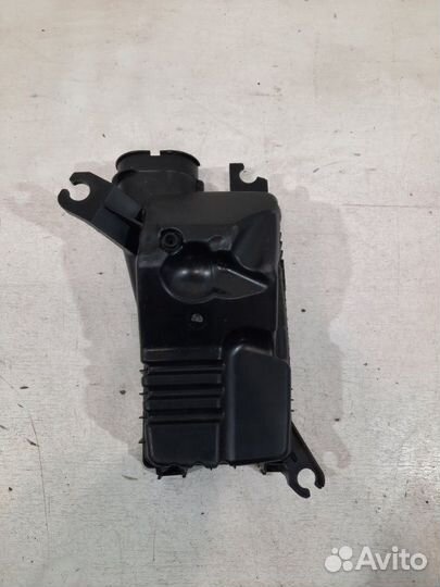 Крышка воздушного фильтра Hyundai Solaris 2